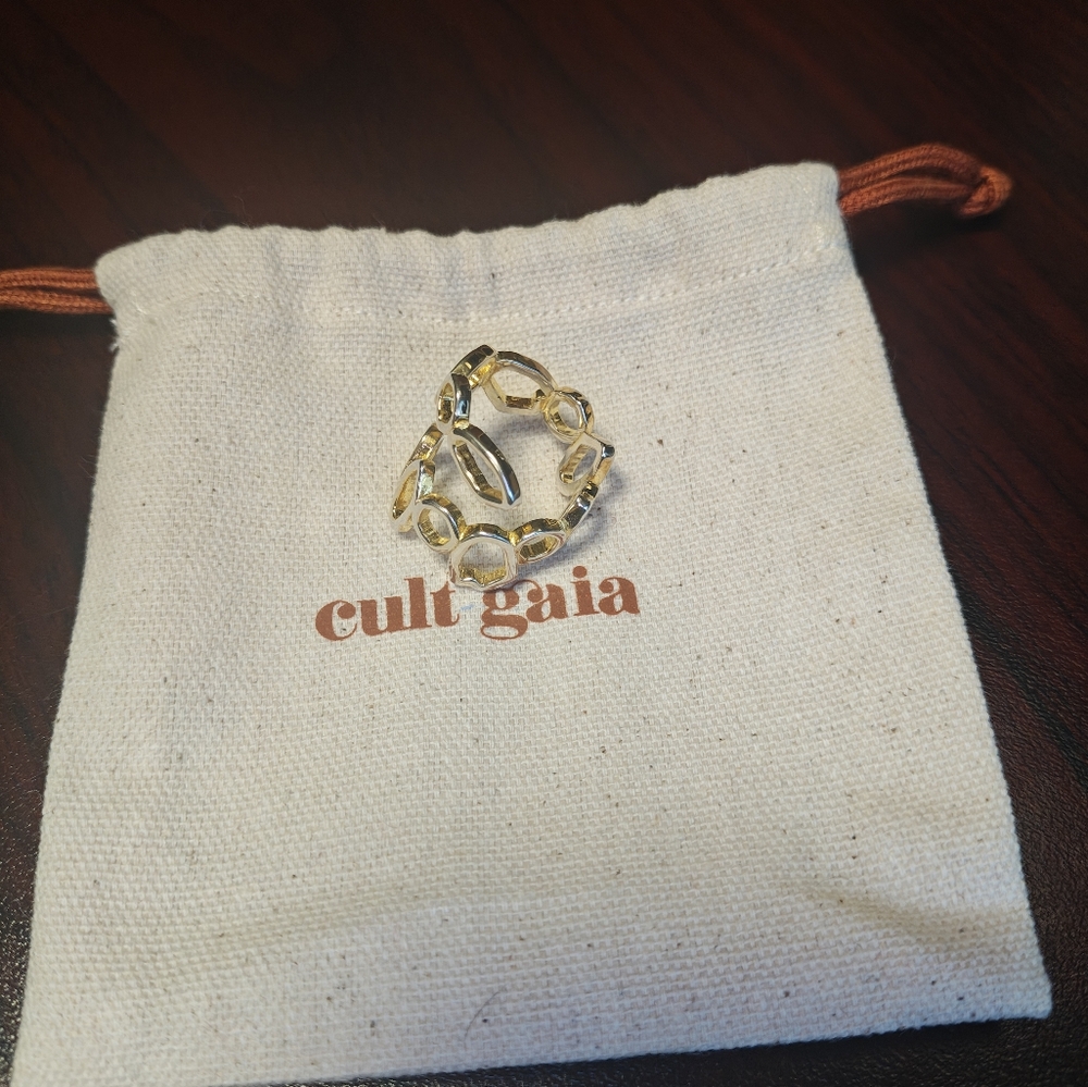 Cult Gaia Chaya Ring. Size 7. - Picture 4 of 4